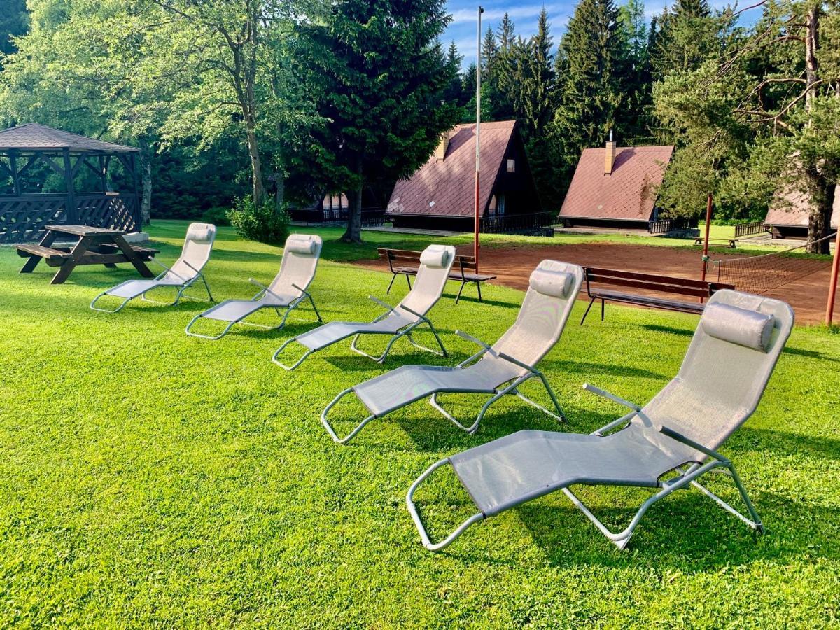 Hotel A Penzion Pegas Vlachovice Extérieur photo